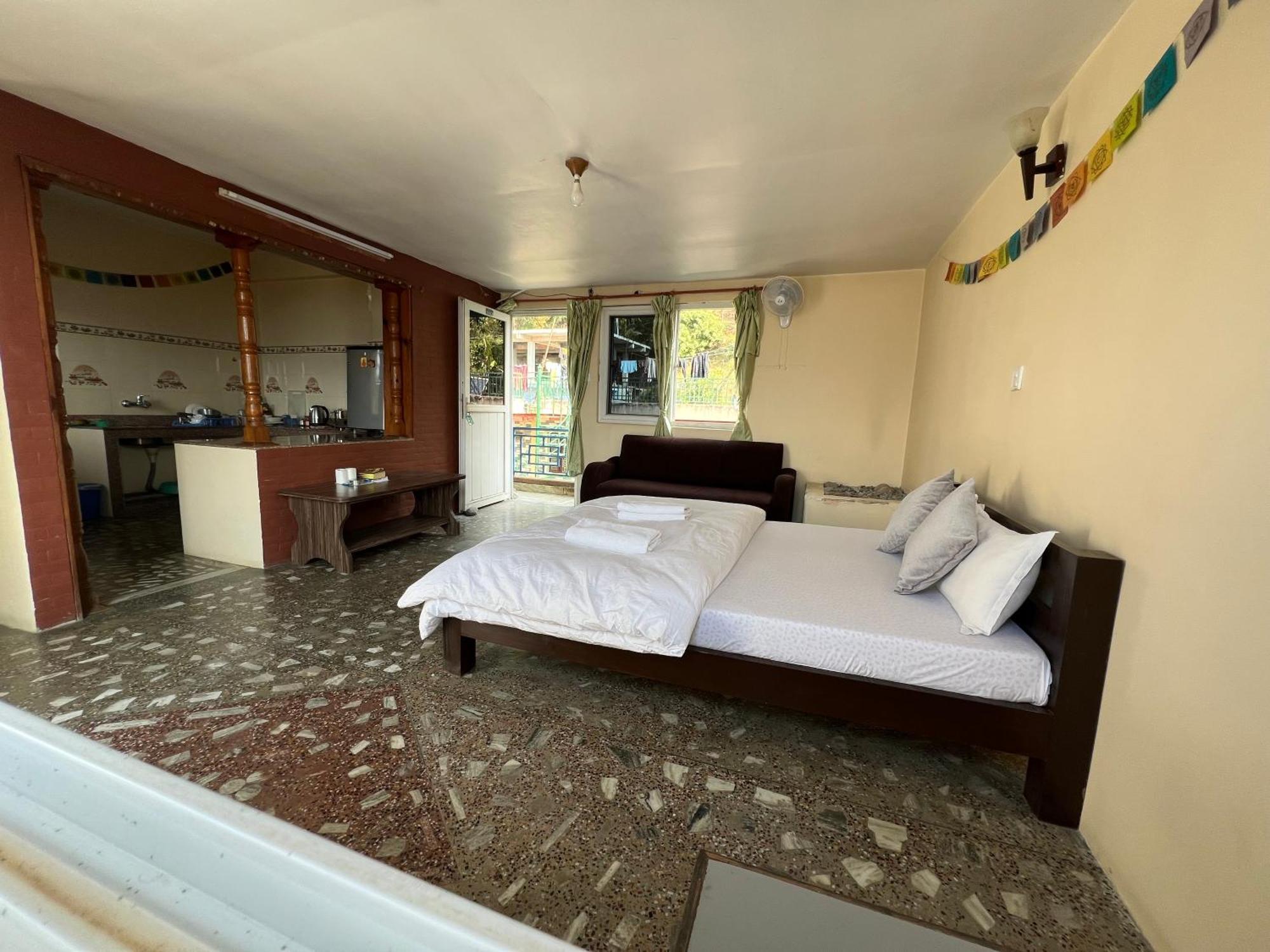 Little Pilgrim Family Lodge Pokhara Ngoại thất bức ảnh